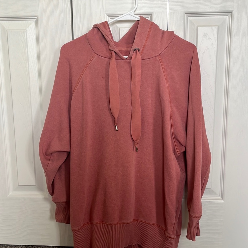 Aerie coral hoodie.